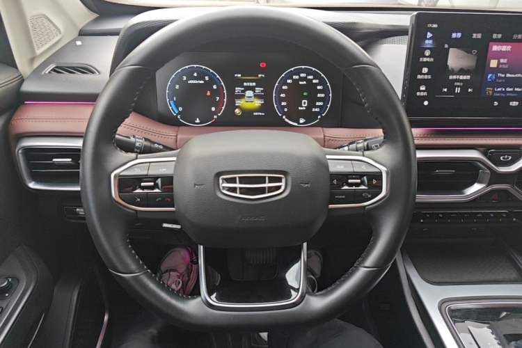 Used Geely Auto Haoyue 2022 1.8TD Automatic Prestige 7-Seater Steering Wheel