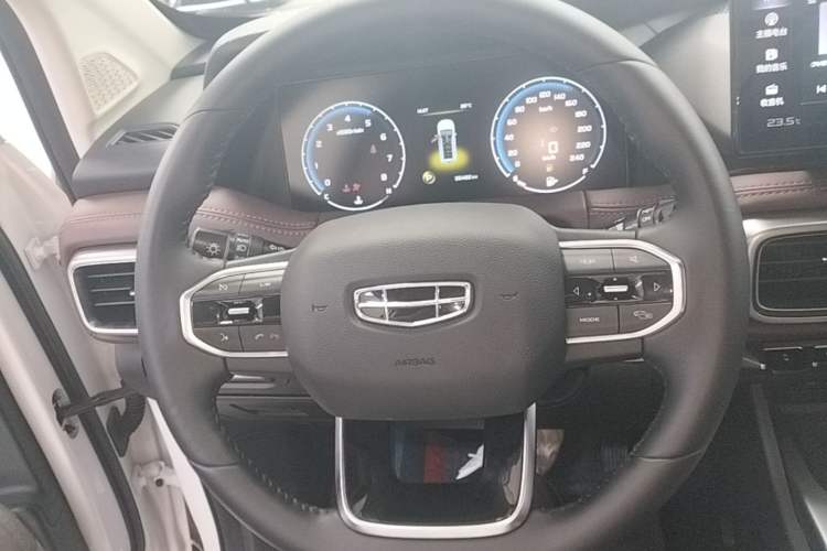Used Geely Auto Haoyue 2022 1.8TD DCT Luxury 7-Seater Steering Wheel