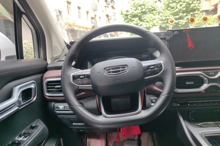 Used Geely Auto Haoyue 2022 1.8TD DCT Luxury 7-Seater Steering Wheel
