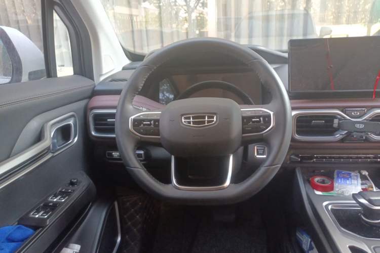Used Geely Auto Haoyue 2022 1.8TD DCT Flagship 7-Seater Steering Wheel