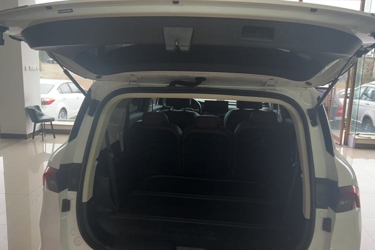 Used Geely Auto Haoyue 2022 1.8TD DCT Luxury 7-Seater Trunk