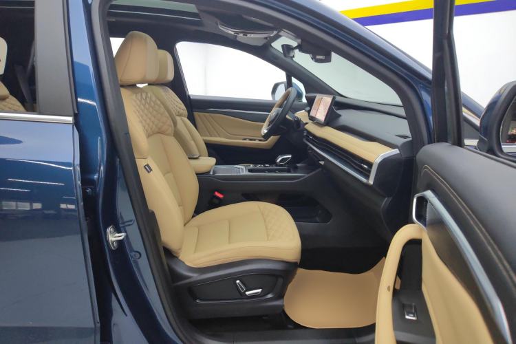 Used Geely Auto Haoyue L 2023 2.0T DCT Flagship Version Right Front Seat