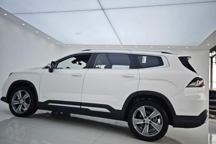Used Geely Auto Haoyue L 2024 2.0T DCT Flagship Version Exterior 10