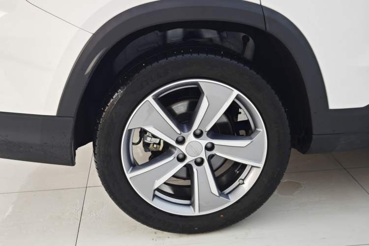 Used Geely Auto Haoyue L 2024 2.0T DCT Flagship Version Exterior 8