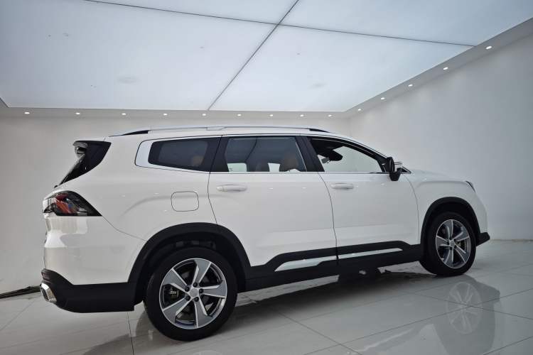 Used Geely Auto Haoyue L 2024 2.0T DCT Flagship Version Exterior 9