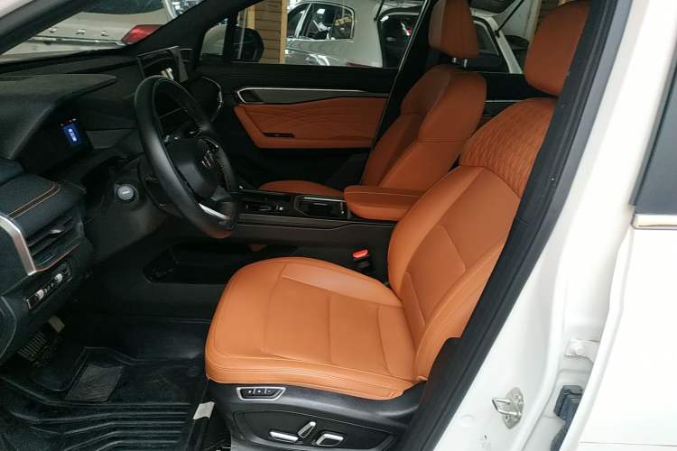 Used Geely Auto Haoyue L 2024 2.0T DCT Flagship Version Left Front Seat