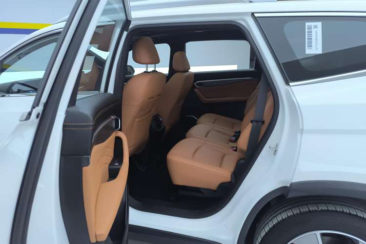 Used Geely Auto Haoyue L 2024 2.0T DCT Flagship Version Right Rear Seat