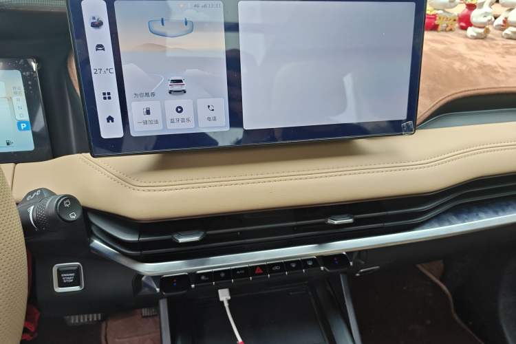 Used Geely Auto Haoyue L 2023 2.0T DCT Flagship Version Audio And AC Panel