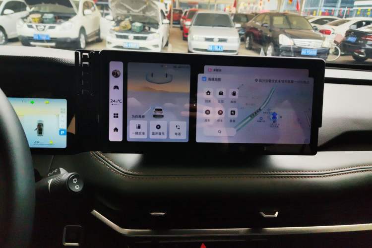 Used Geely Auto Haoyue L 2023 2.0T DCT Luxury Version Audio And AC Panel