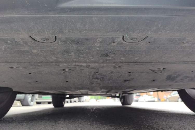 Used Geely Auto Haoyue L 2023 2.0T DCT Prestige Edition Chassis Front