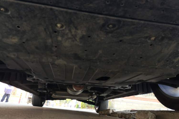 Used Geely Auto Haoyue L 2023 2.0T DCT Flagship Version Chassis Front