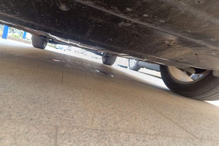 Used Geely Auto Haoyue L 2023 2.0T DCT Prestige Edition Chassis Front