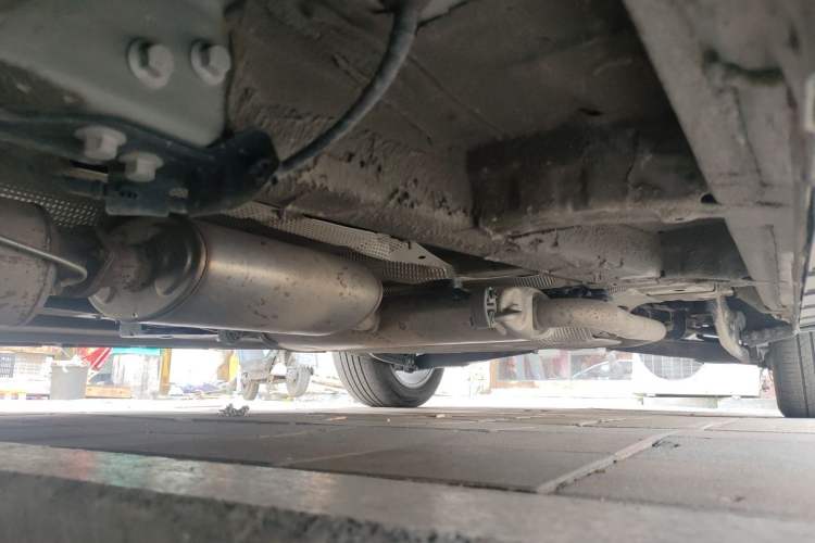 Used Geely Auto Haoyue L 2023 2.0T DCT Prestige Edition Chassis Front Left