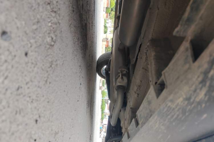 Used Geely Auto Haoyue L 2023 2.0T DCT Prestige Edition Chassis Front Left