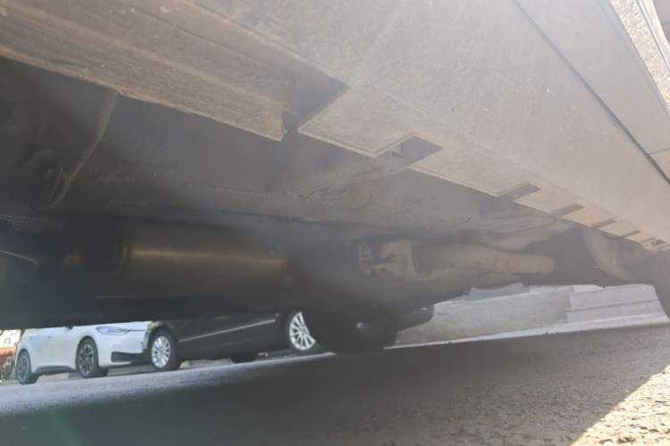 Used Geely Auto Haoyue L 2023 2.0T DCT Prestige Edition Chassis Front Left