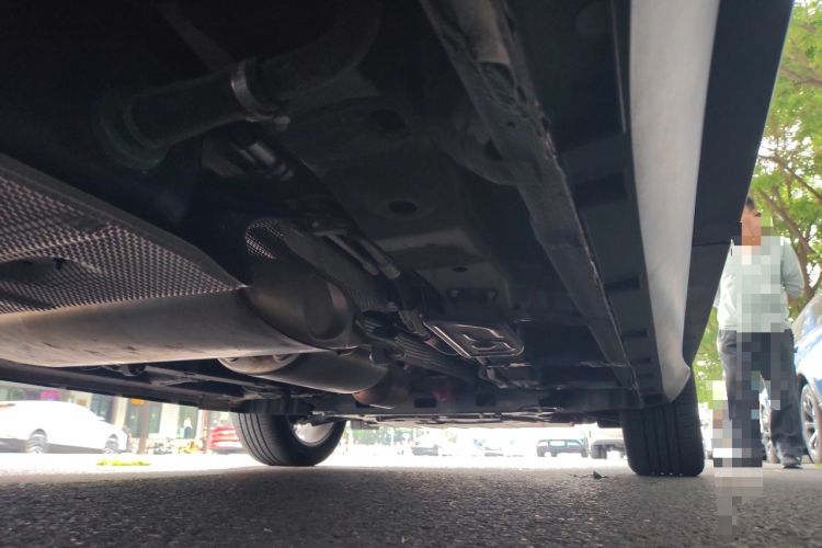Used Geely Auto Haoyue L 2023 2.0T DCT Flagship Version Chassis Rear Right