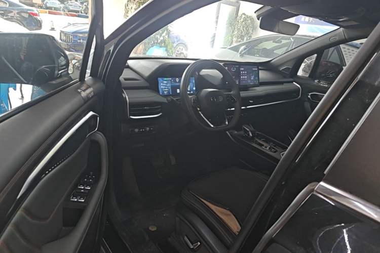 Used Geely Auto Haoyue L 2023 2.0T DCT Prestige Edition Driver Seat