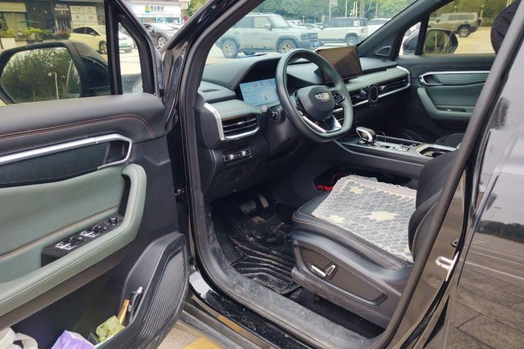 Used Geely Auto Haoyue L 2023 2.0T DCT Prestige Edition Driver Seat
