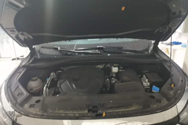 Used Geely Auto Haoyue L 2023 2.0T DCT Prestige Edition Engine Bay