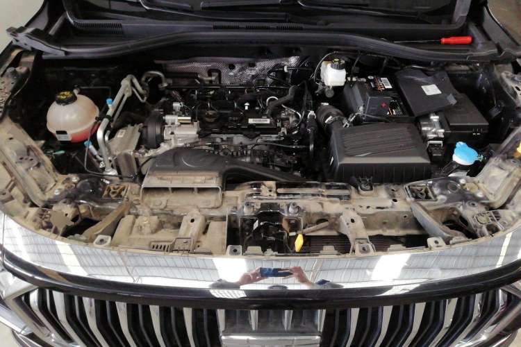 Used Geely Auto Haoyue L 2023 2.0T DCT Prestige Edition Engine Bay