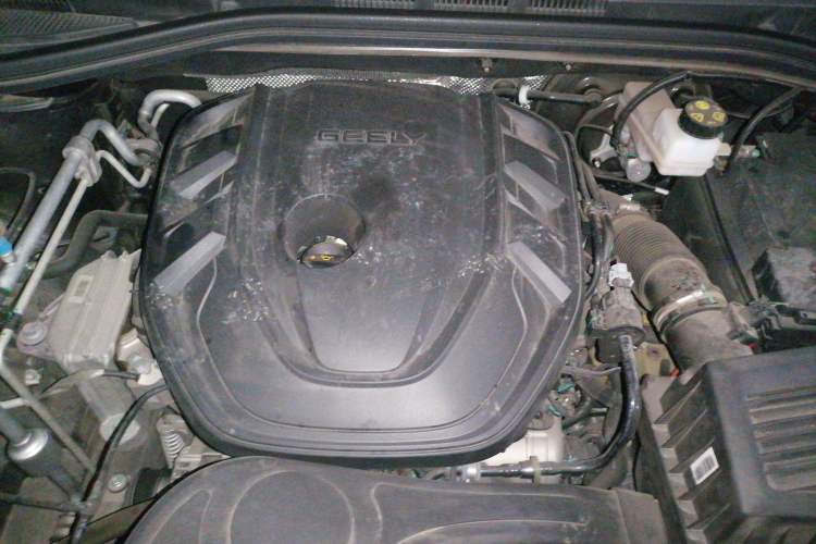 Used Geely Auto Haoyue L 2023 2.0T DCT Prestige Edition Engine Bay