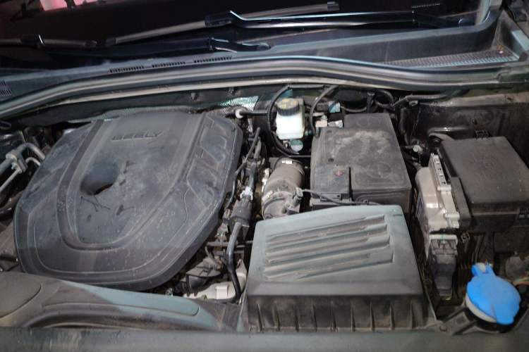 Used Geely Auto Haoyue L 2023 2.0T DCT Flagship Version Engine Bay Left