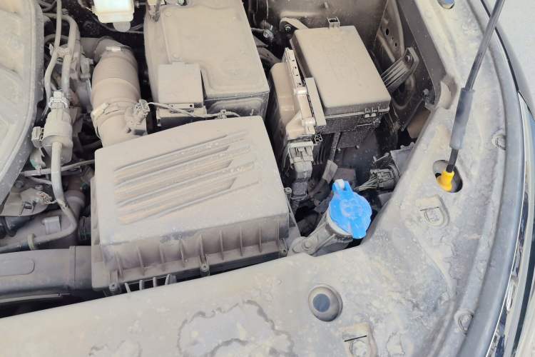 Used Geely Auto Haoyue L 2023 2.0T DCT Prestige Edition Engine Bay Left
