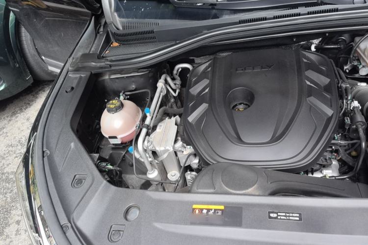 Used Geely Auto Haoyue L 2023 2.0T DCT Prestige Edition Engine Bay Right