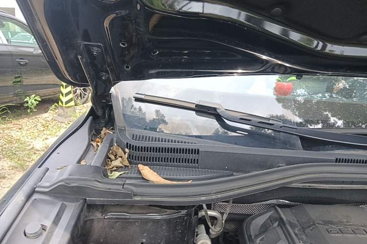 Used Geely Auto Haoyue L 2023 2.0T DCT Prestige Edition Engine Bay Right