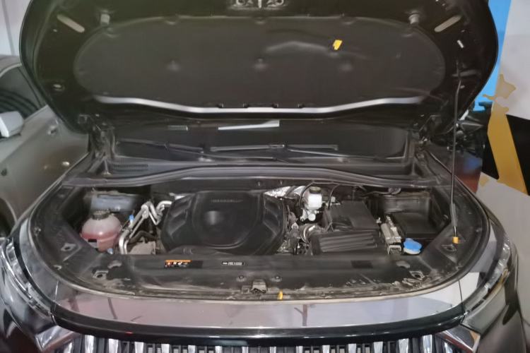 Used Geely Auto Haoyue L 2023 2.0T DCT Prestige Edition Engine Bay