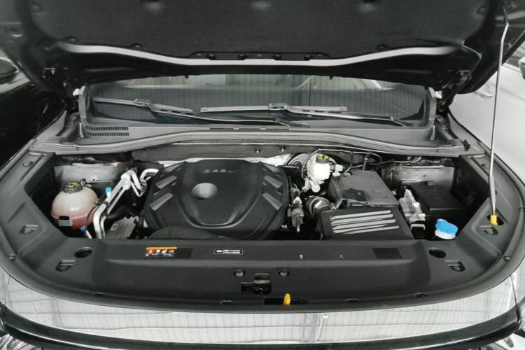 Used Geely Auto Haoyue L 2023 2.0T DCT Prestige Edition Engine Bay