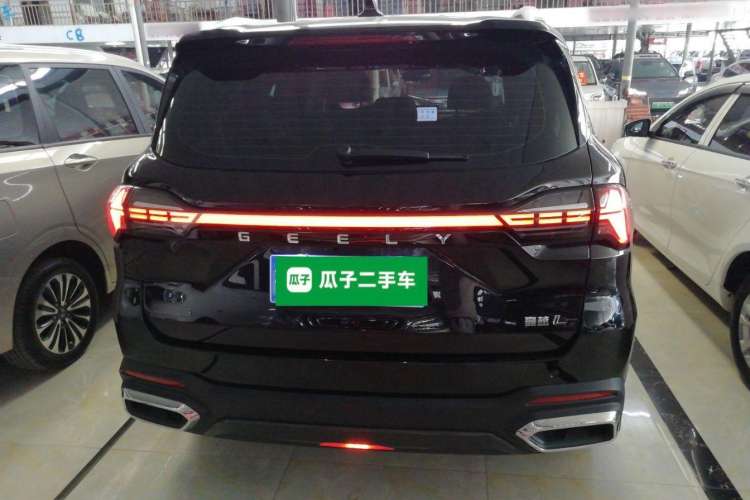 Used Geely Auto Haoyue L 2023 2.0T DCT Prestige Edition Exterior 4