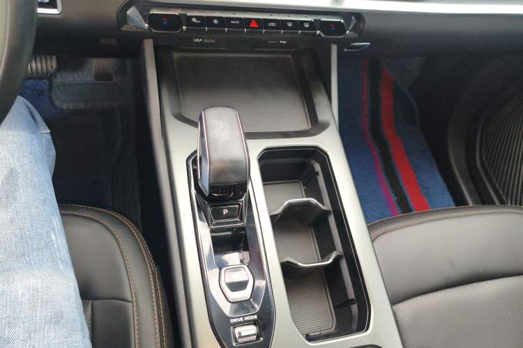 Used Geely Auto Haoyue L 2023 2.0T DCT Prestige Edition Gear Lever