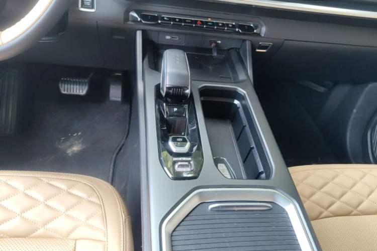 Used Geely Auto Haoyue L 2023 2.0T DCT Flagship Version Gear Lever
