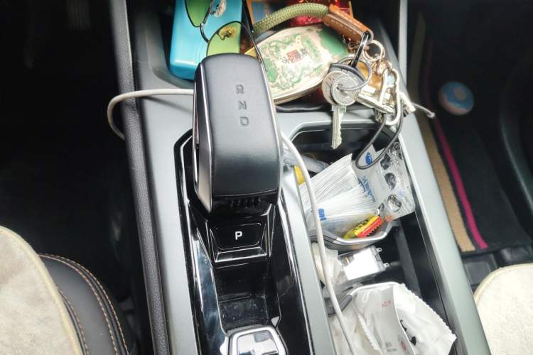 Used Geely Auto Haoyue L 2023 2.0T DCT Prestige Edition Gear Lever