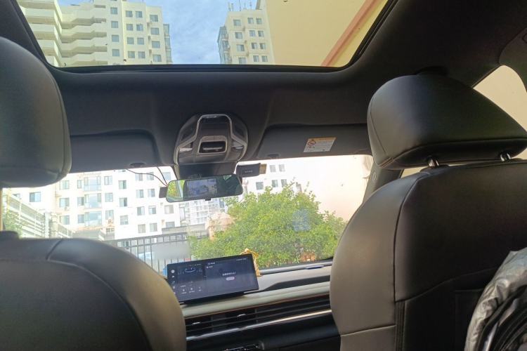 Used Geely Auto Haoyue L 2023 2.0T DCT Prestige Edition Headliner