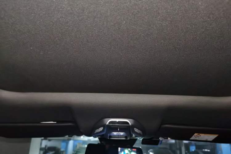Used Geely Auto Haoyue L 2023 2.0T DCT Prestige Edition Headliner