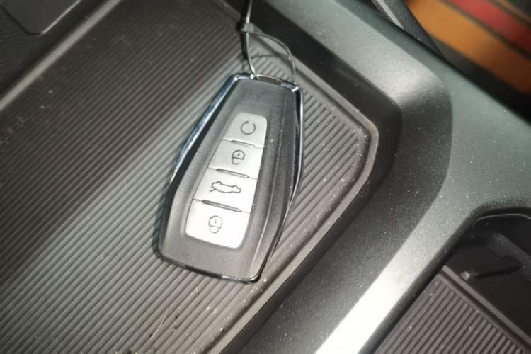 Used Geely Auto Haoyue L 2023 2.0T DCT Prestige Edition Interior 1