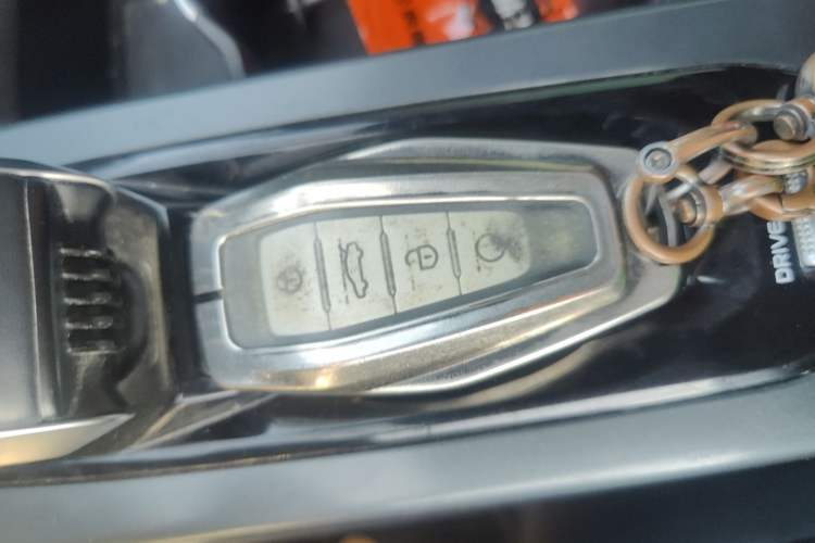 Used Geely Auto Haoyue L 2023 2.0T DCT Prestige Edition Interior 1