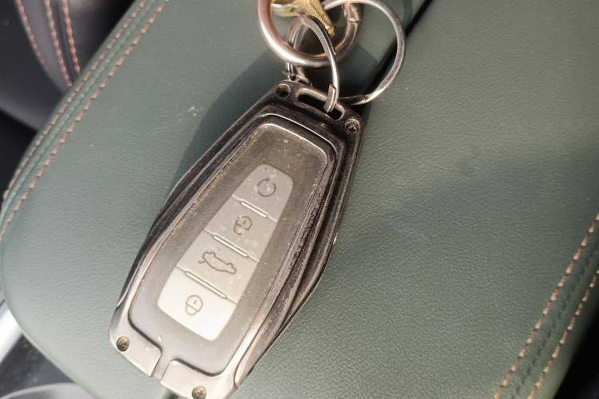 Used Geely Auto Haoyue L 2023 2.0T DCT Prestige Edition Interior 1