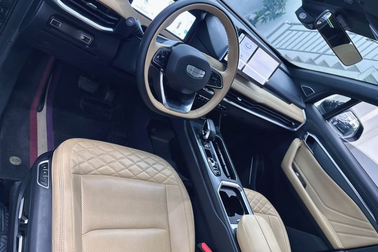 Used Geely Auto Haoyue L 2023 2.0T DCT Flagship Version Interior 2