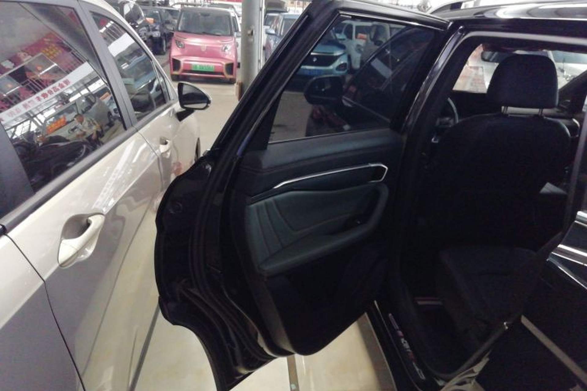 Used Geely Auto Haoyue L 2023 2.0T DCT Prestige Edition Interior 8