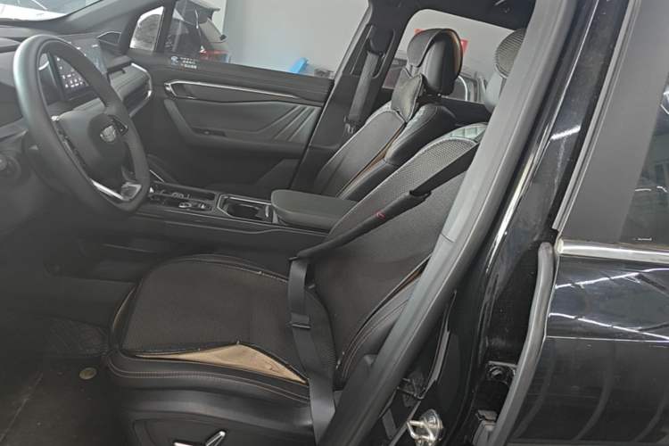 Used Geely Auto Haoyue L 2023 2.0T DCT Prestige Edition Left Front Seat