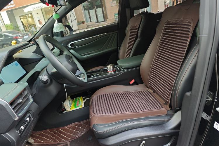Used Geely Auto Haoyue L 2023 2.0T DCT Prestige Edition Left Front Seat