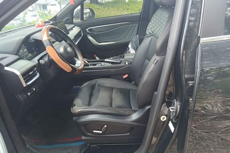 Used Geely Auto Haoyue L 2023 2.0T DCT Prestige Edition Left Front Seat