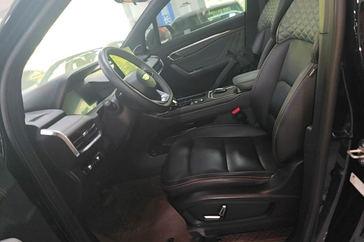 Used Geely Auto Haoyue L 2023 2.0T DCT Prestige Edition Left Front Seat