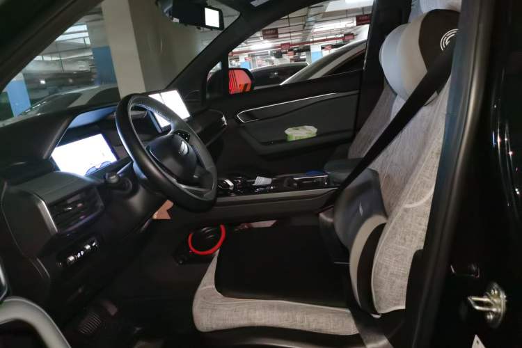 Used Geely Auto Haoyue L 2023 2.0T DCT Prestige Edition Left Front Seat