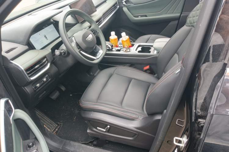 Used Geely Auto Haoyue L 2023 2.0T DCT Prestige Edition Left Front Seat
