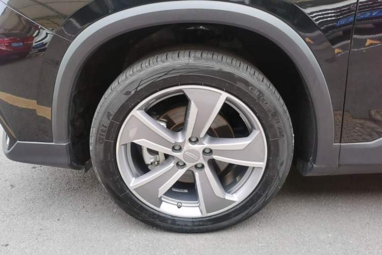 Used Geely Auto Haoyue L 2023 2.0T DCT Prestige Edition Left Front Wheel Hub