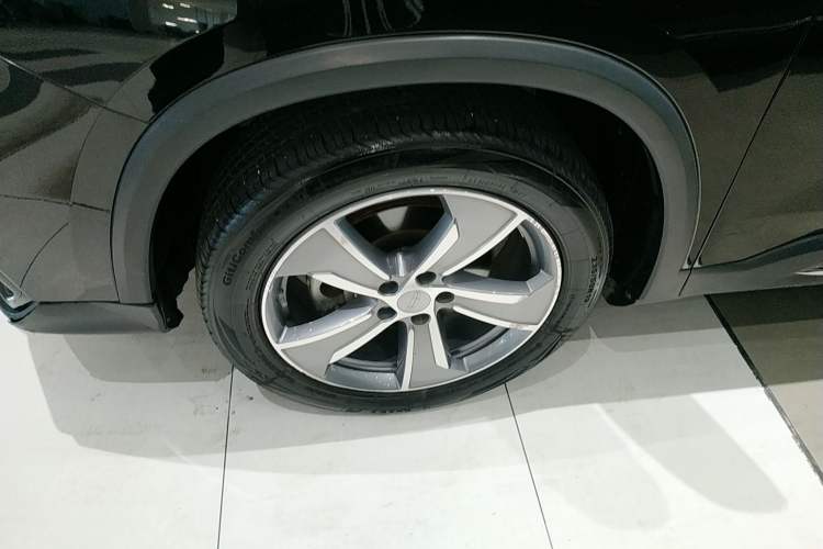 Used Geely Auto Haoyue L 2023 2.0T DCT Prestige Edition Left Front Wheel Hub